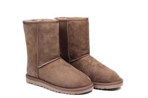 UGG CLASSIC SHORT