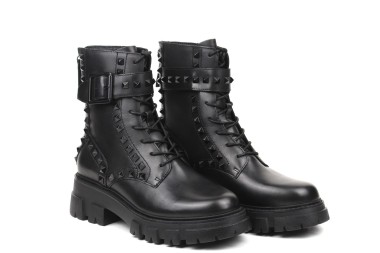 ASH POLACCO LEWISSTUDS