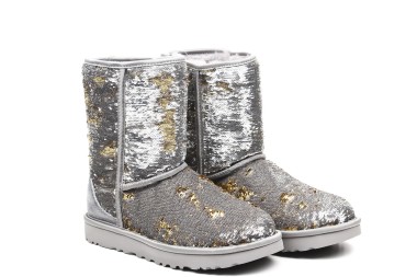 UGG CLASSIC SHORT SEQUIN