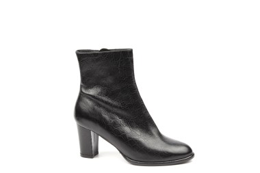 CLAIRE DELEVIGNE 53700