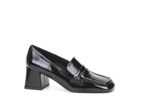SCARPA CON TACCO GD069