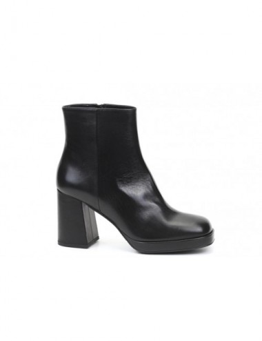 ANKLE BOOT T5300