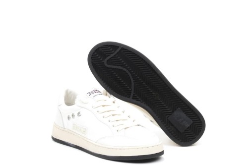 SNEAKER CANVAS