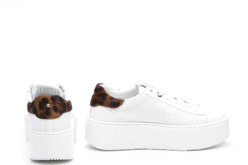 SNEAKER BVLD
