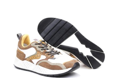 SNEAKER CLUB18