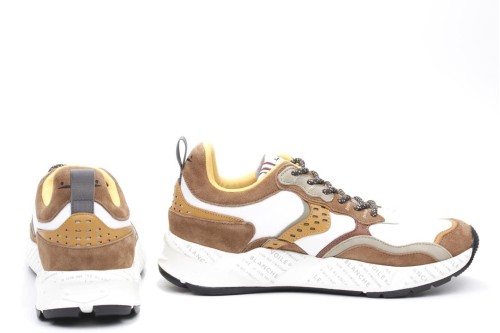 SNEAKER CLUB18