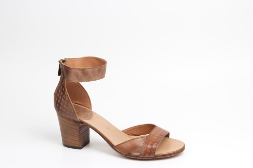SCARPA CON TACCO 7073