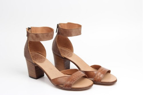 SCARPA CON TACCO 7073