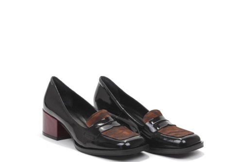 SCARPA CON TACCO MT-235