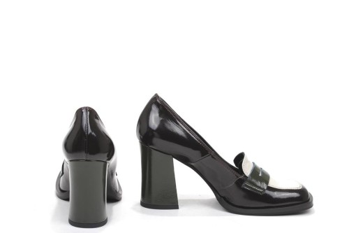 SCARPA CON TACCO MT-235