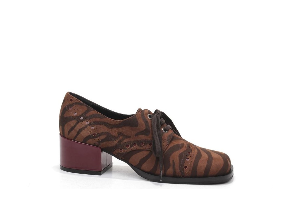 SCARPA CON TACCO MT-244