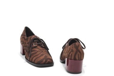 SCARPA CON TACCO MT-244