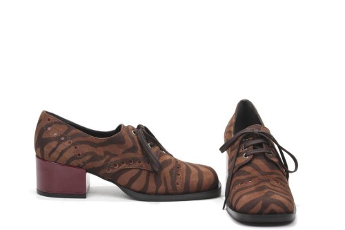 SCARPA CON TACCO MT-244