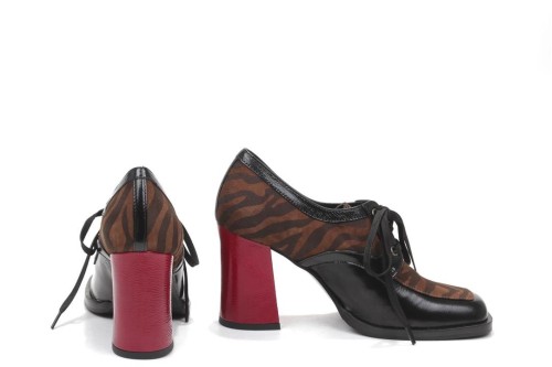 SCARPA CON TACCO MT-241
