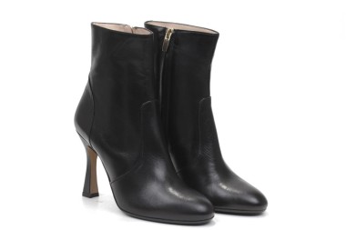 ANKLE BOOT 48100