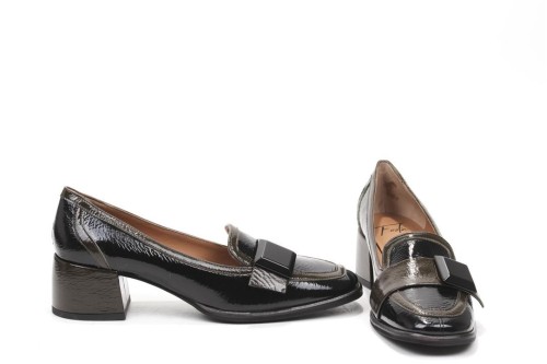 SCARPA CON TACCO LAURITA
