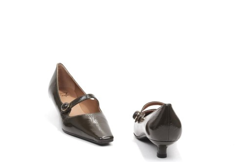 SCARPA CON TACCO DORIS