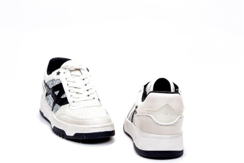 SNEAKER BLAKE