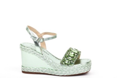 WEDGE V240976