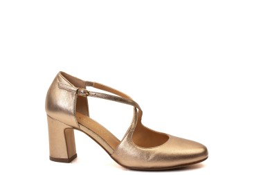 SCARPA CON TACCO EN801