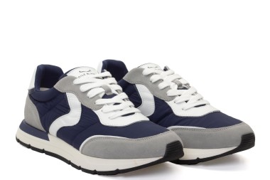 SNEAKER STORM