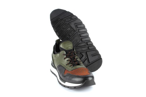 SNEAKER BU2900